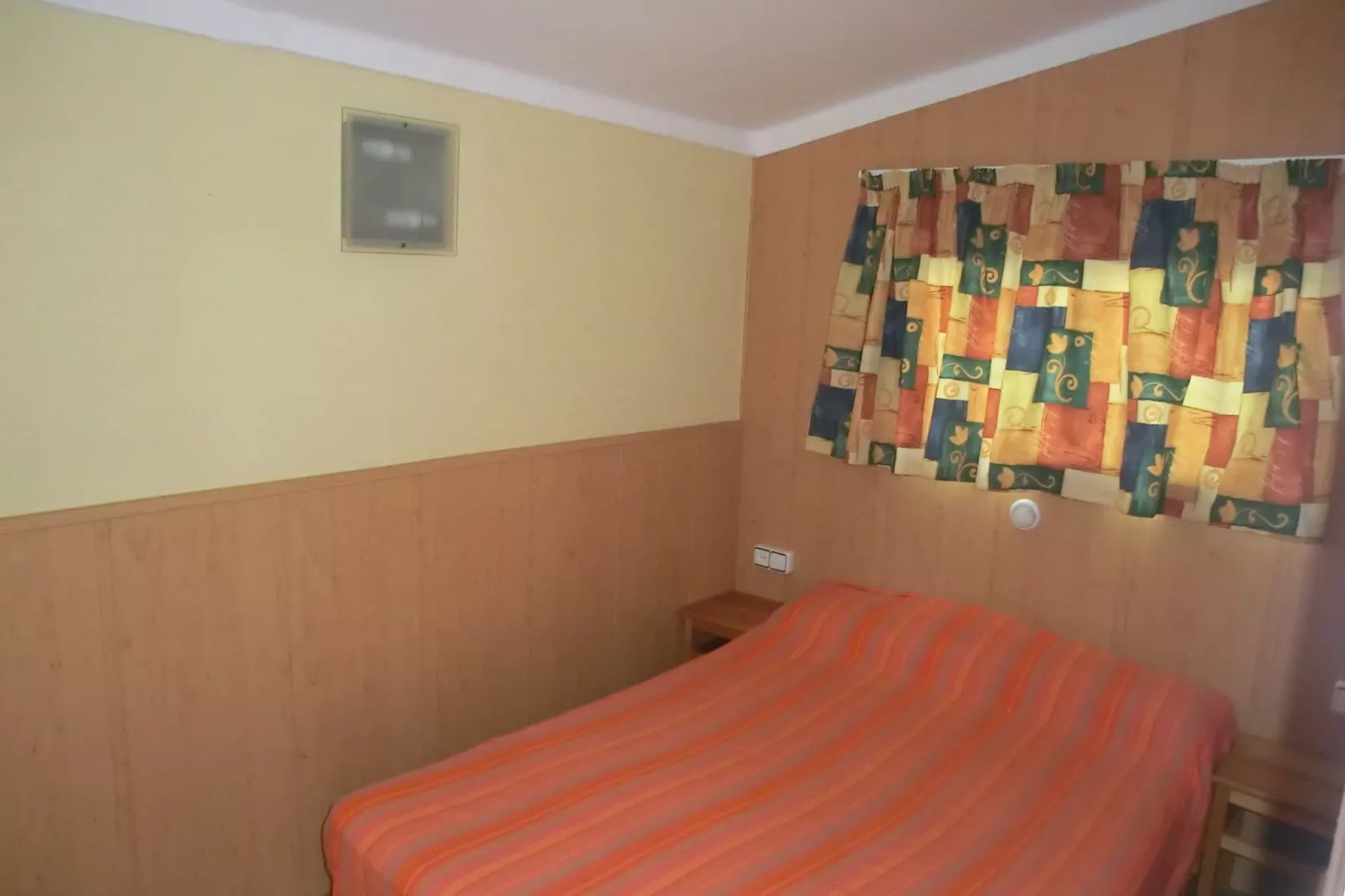 Camping Cambrils Playa 3 BUNGALOW NEW MEDITERRANI-Bedroom