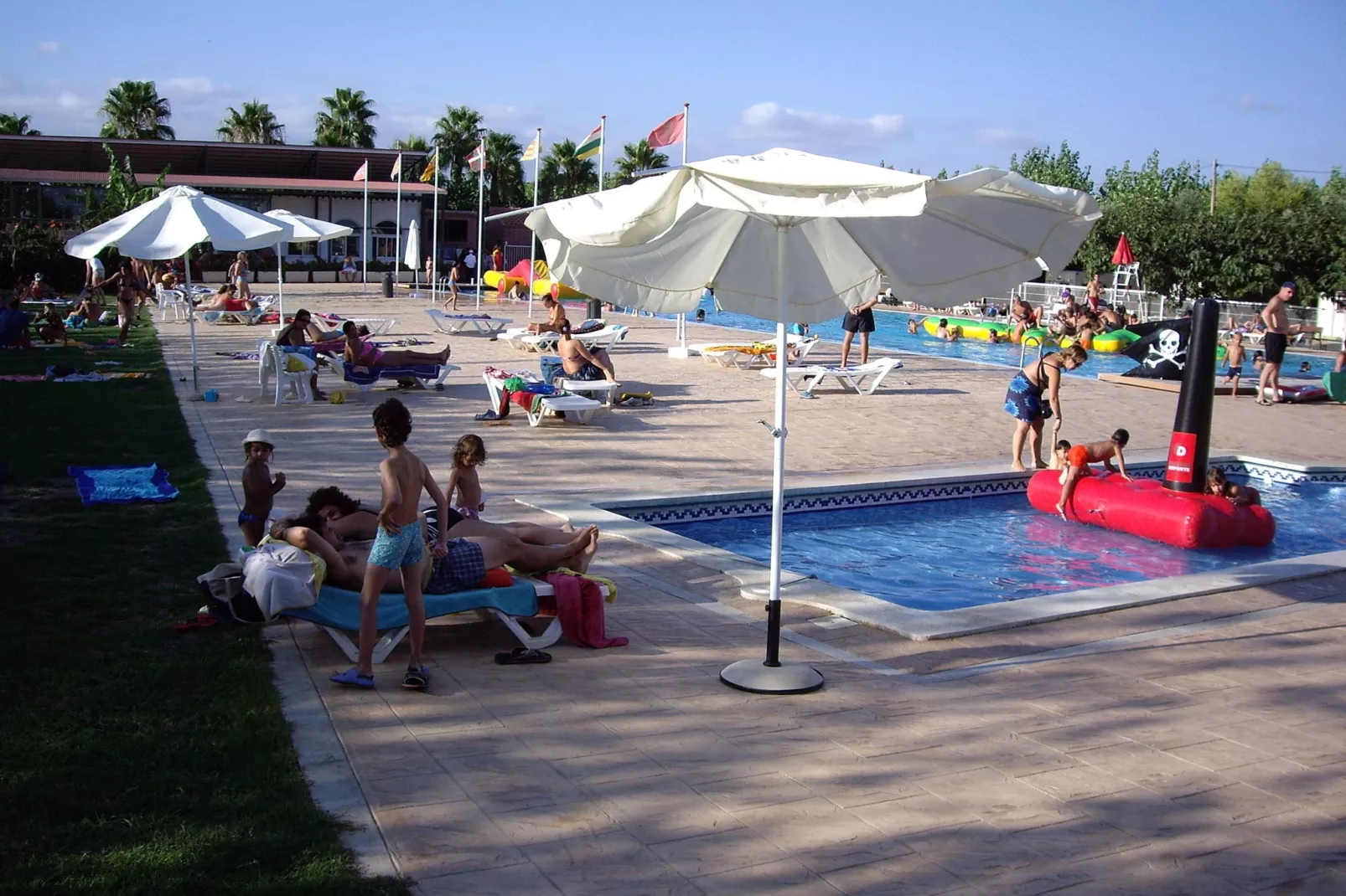 Camping Cambrils Playa 3 BUNGALOW NEW MEDITERRANI-Park facilities