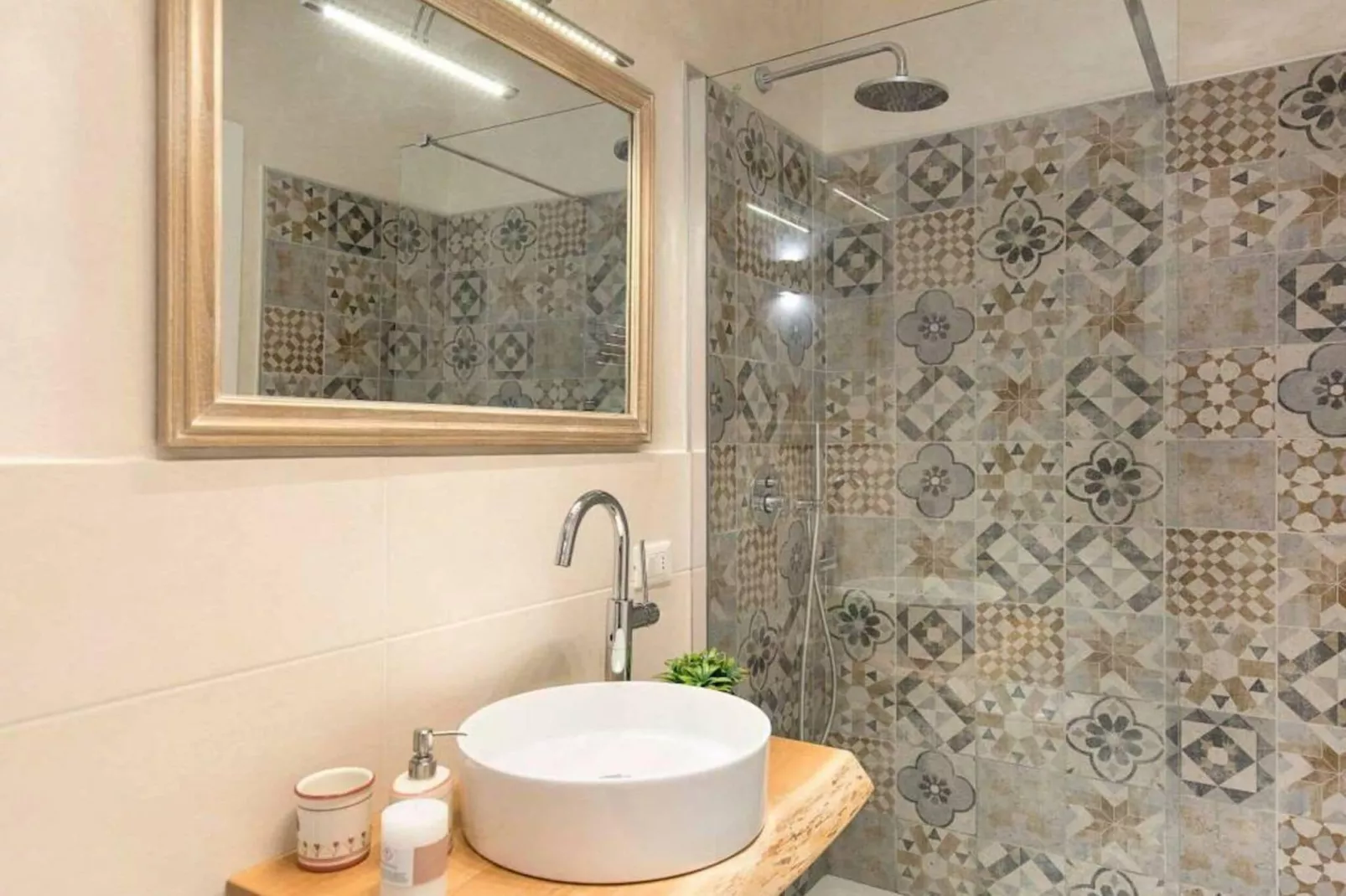 Aurora Vistalago-Bathroom