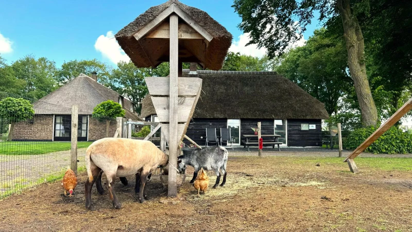 Heeresteeg-Einrichtungen