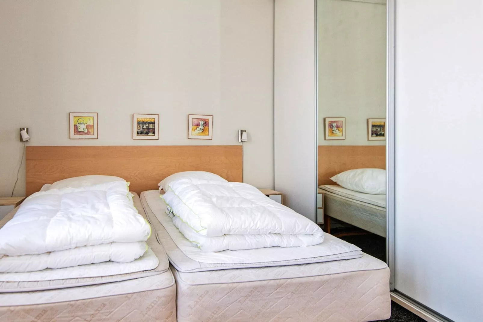 1 room w/seaview-Indoor