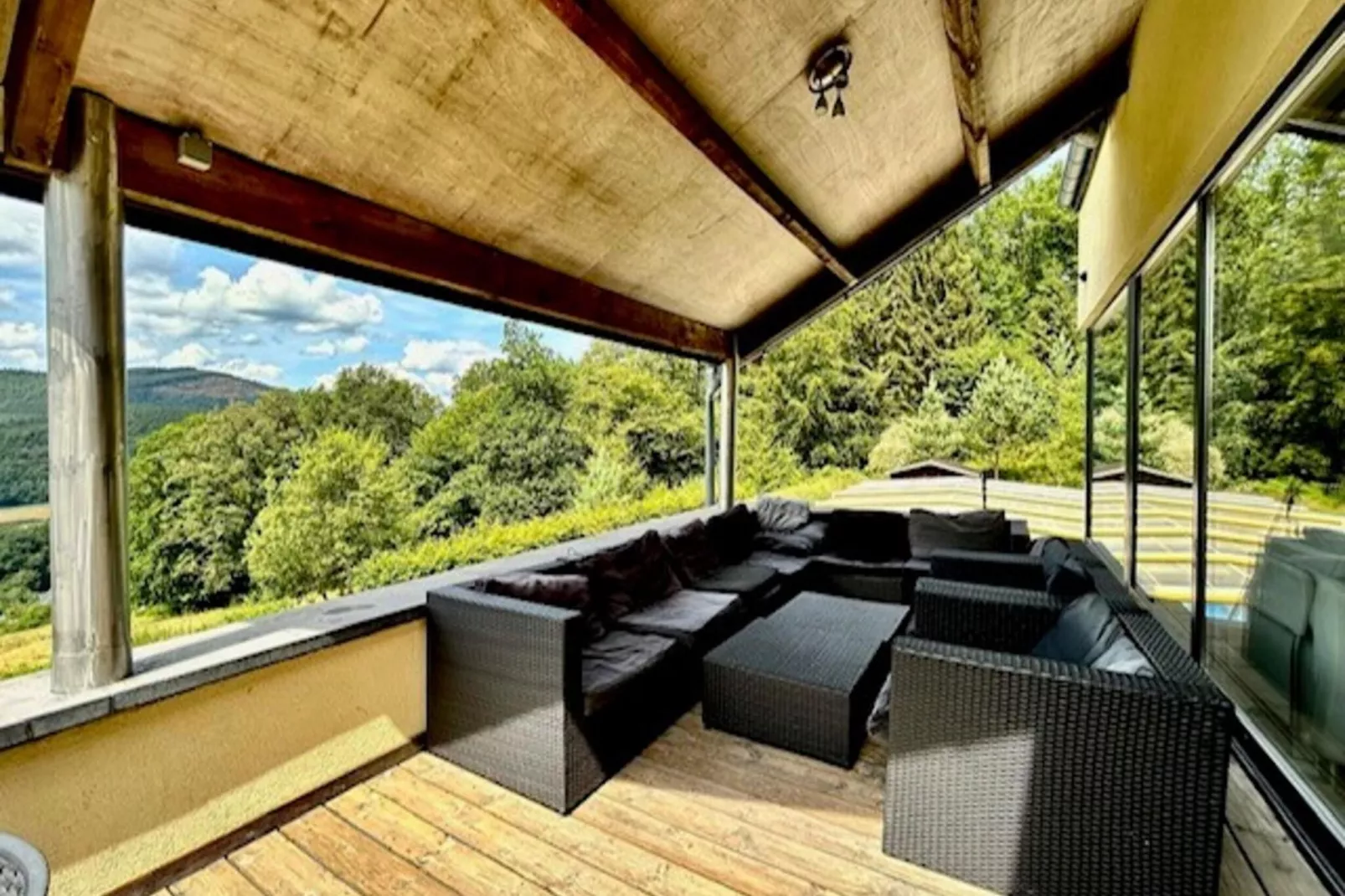 La Villa Coocoon-Balcon-terrasse