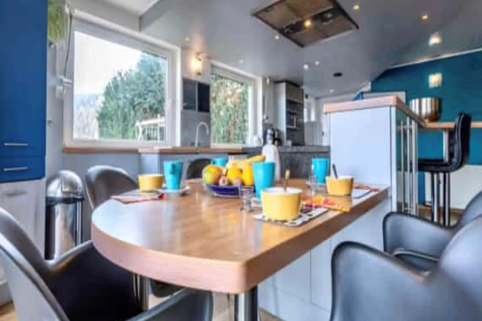 Le Loft-Dining room