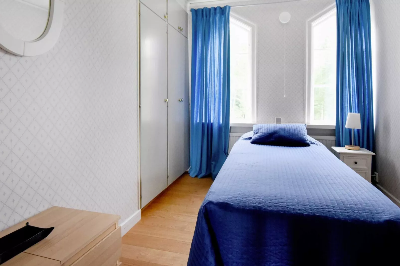 54561 NAIN-Indoor