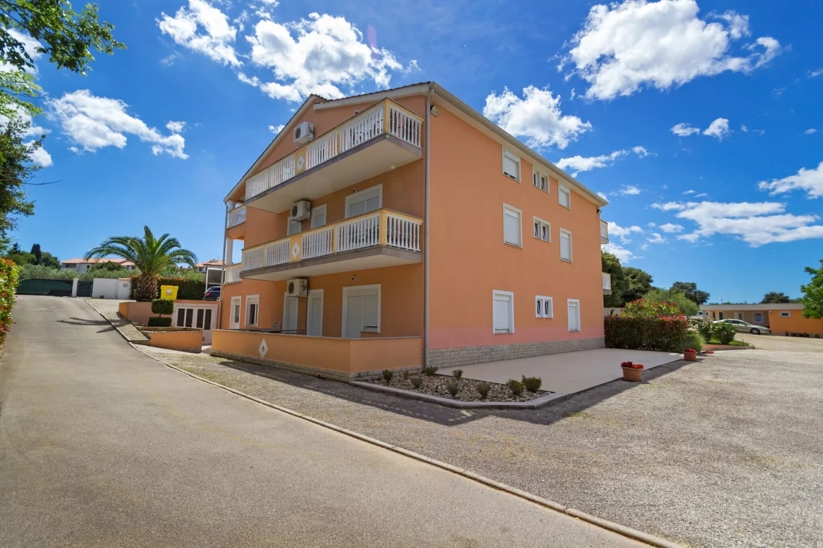 Apartman 1  4pax-Exterior summer