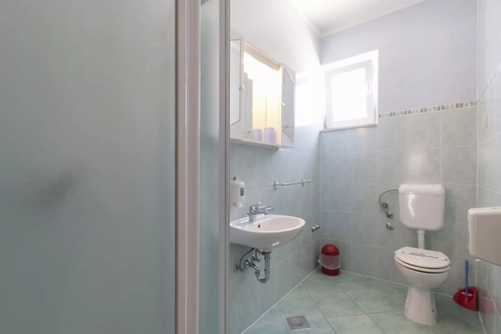 Apartment 2  4pax-Bathroom