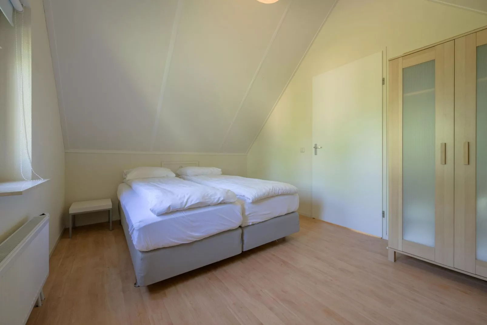 6-persoons bungelow 27-Schlafzimmer