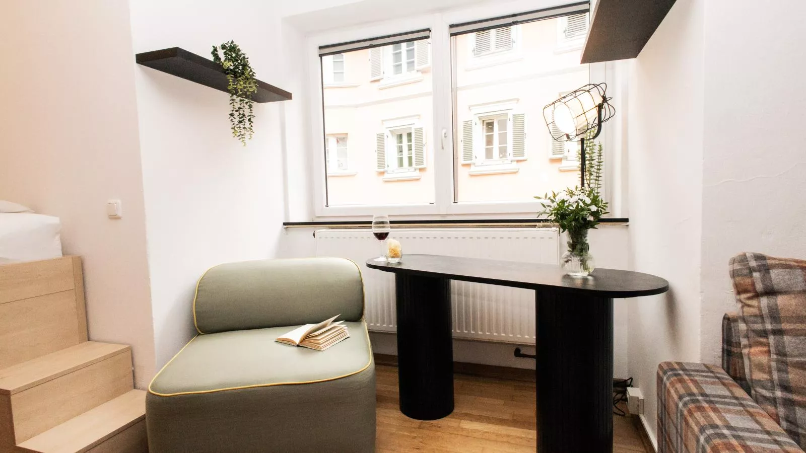 Hoffie-Living room