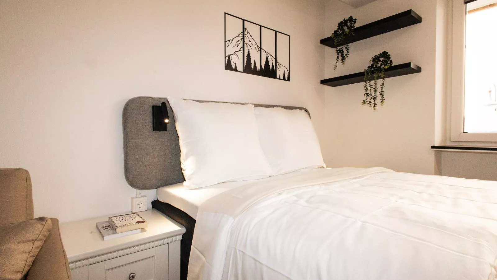 Prost-Bedroom
