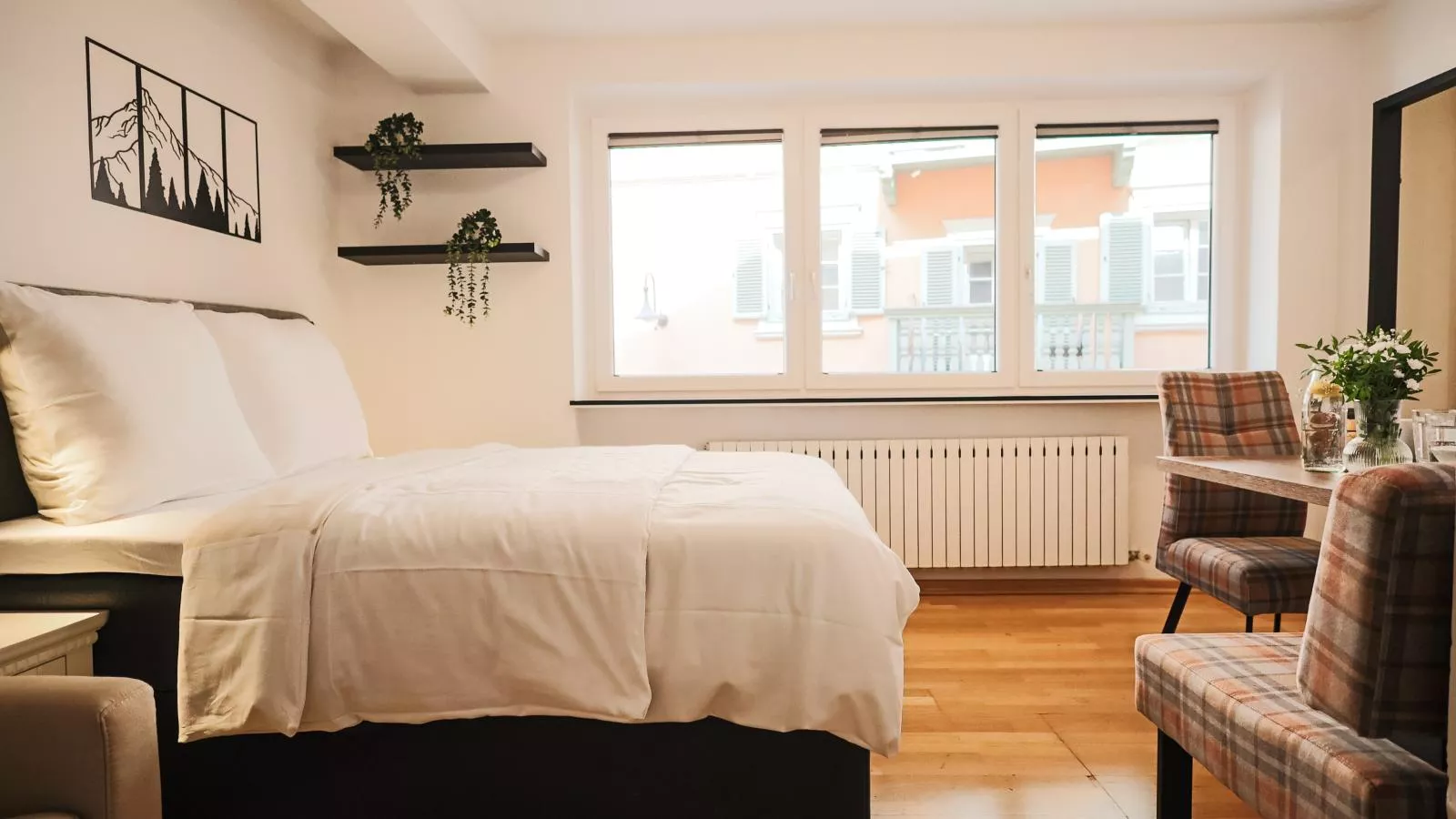 Prost-Bedroom