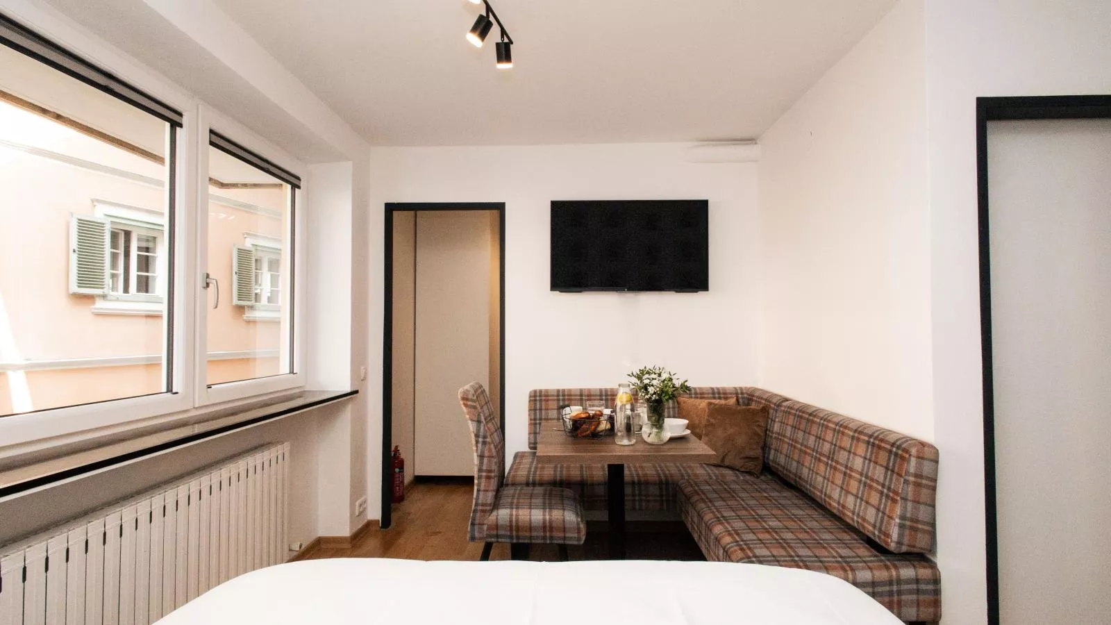 Prost-Bedroom