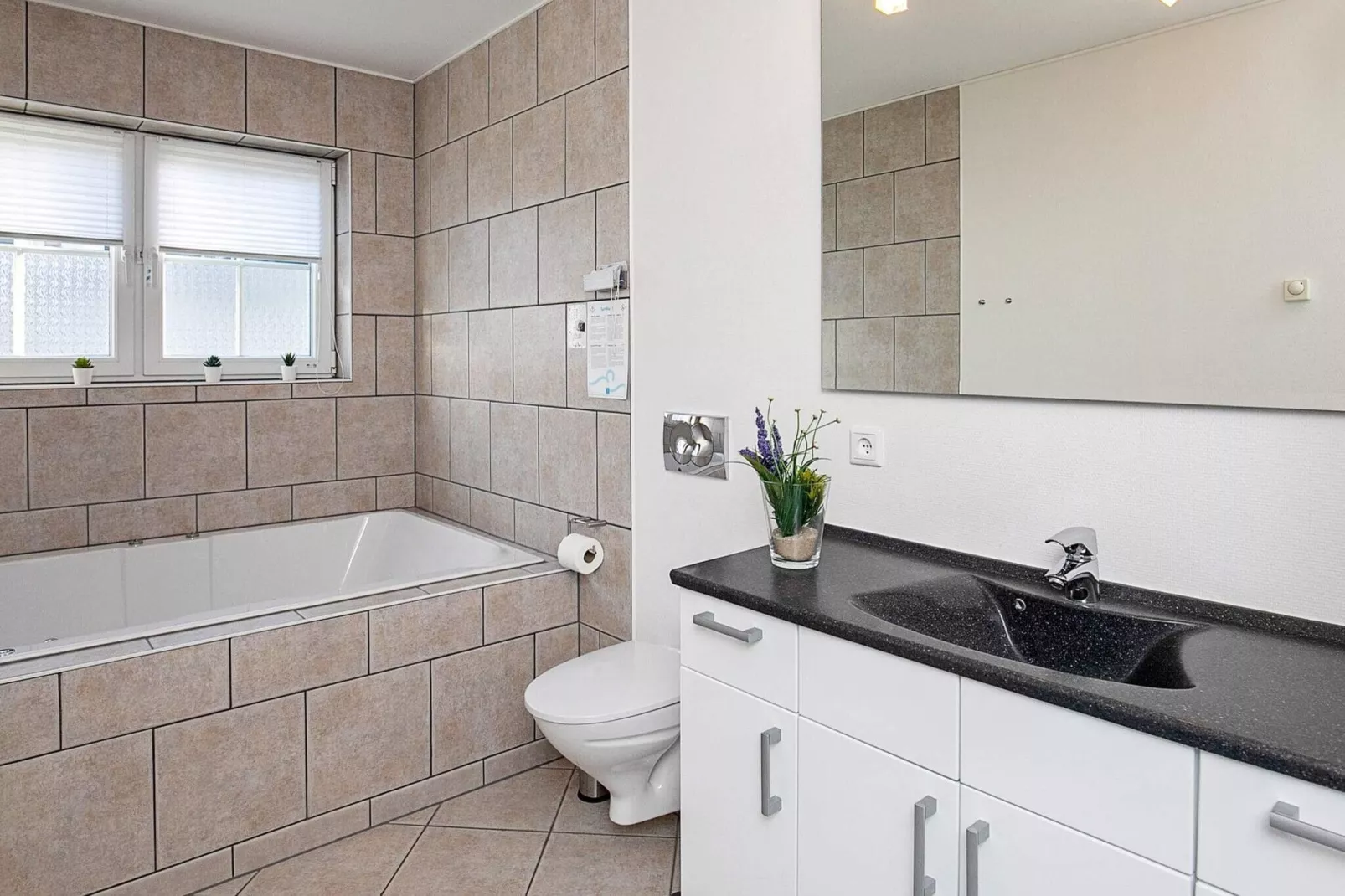 4½ room,1+2 floor w/seaview-Indoor