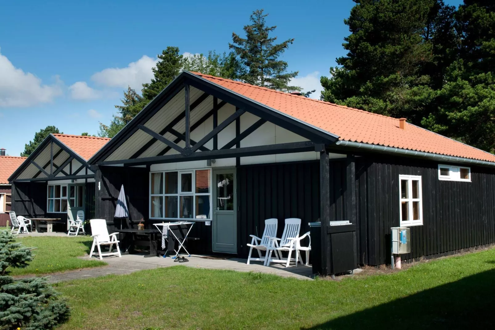 3 room,close to the sea/dike,renovate