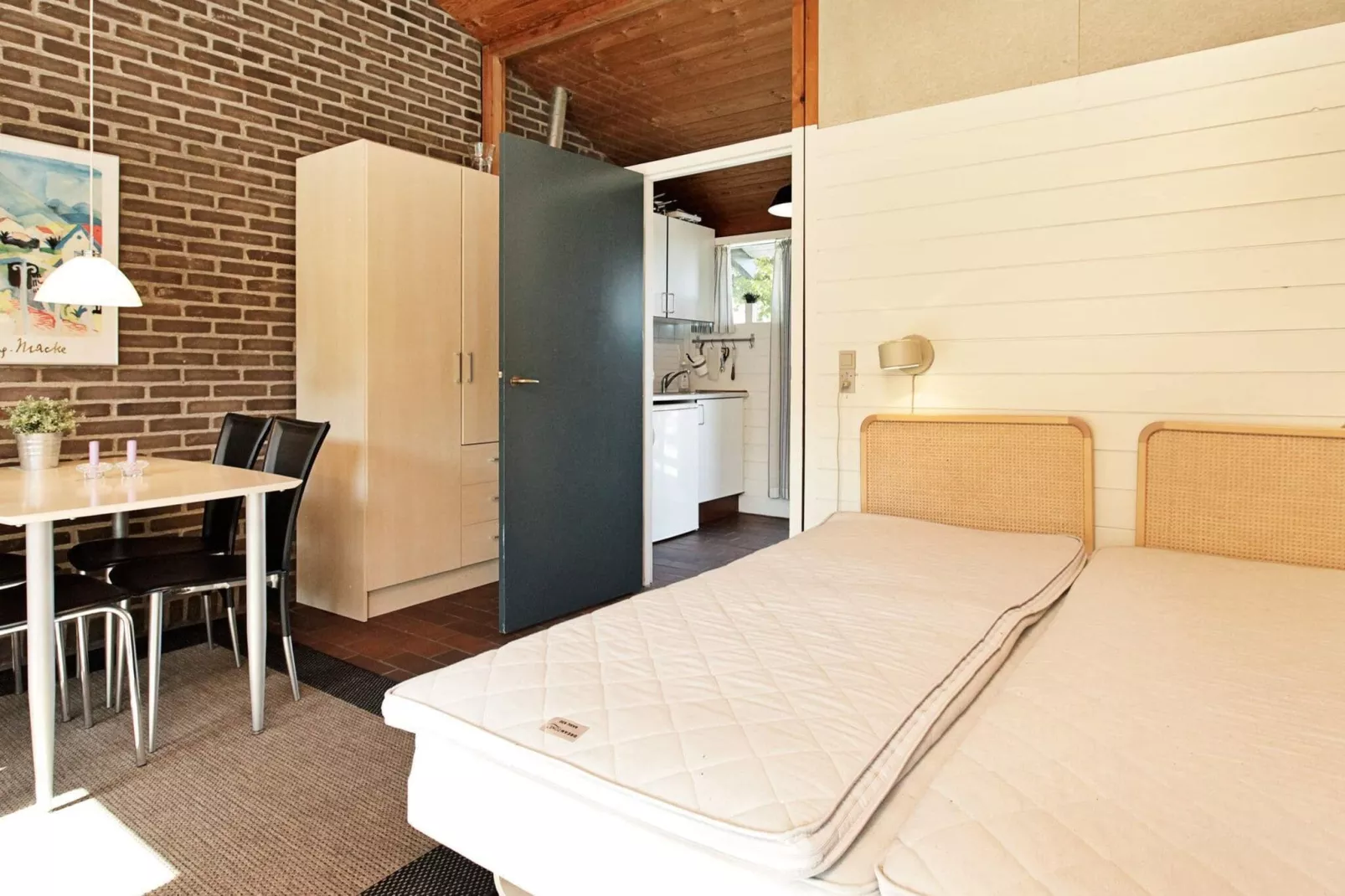 1 room,Appartment-Indoor