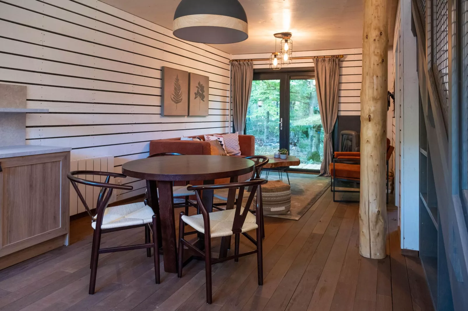 The Cottage by YourNature-Salle à manger