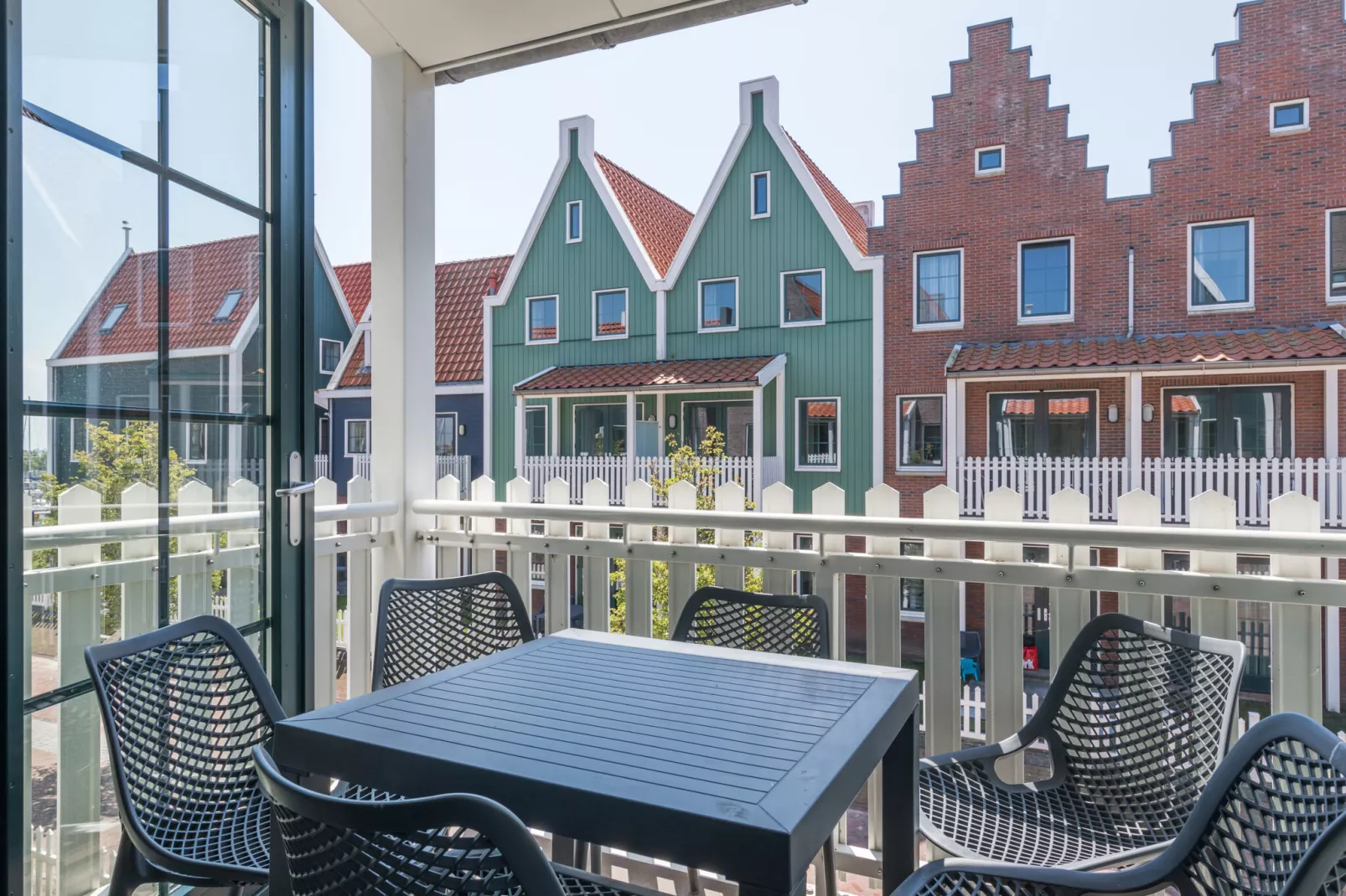 Marinapark Volendam 3-Terrace balcony