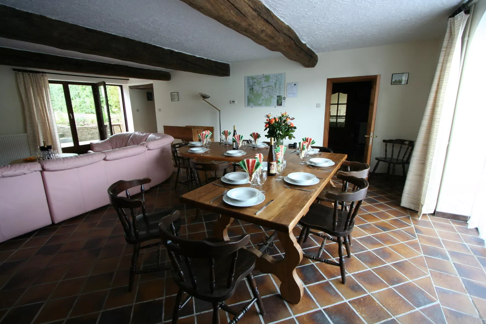 Les Orchidées-Living room
