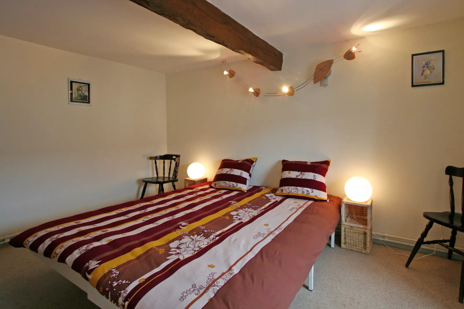 Les Orchidées-Bedroom