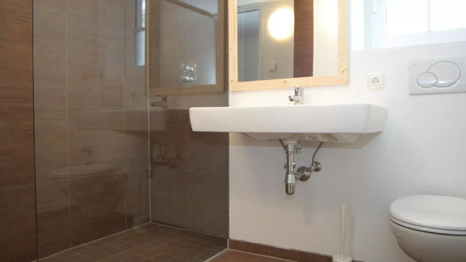 Im Brixenthal I-Badezimmer