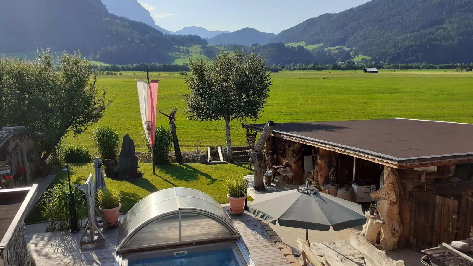 Hilde 2-Gardens summer