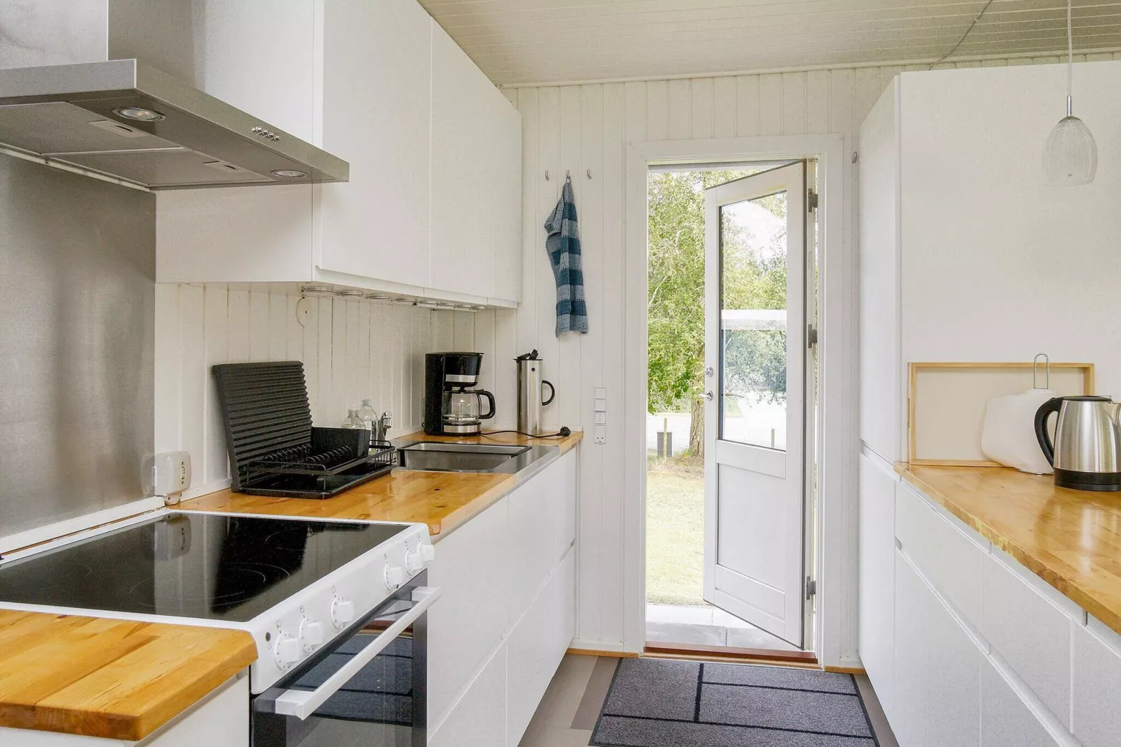 Charming Cottage by Beach - By Traum Ferienwohnungen-Indoor