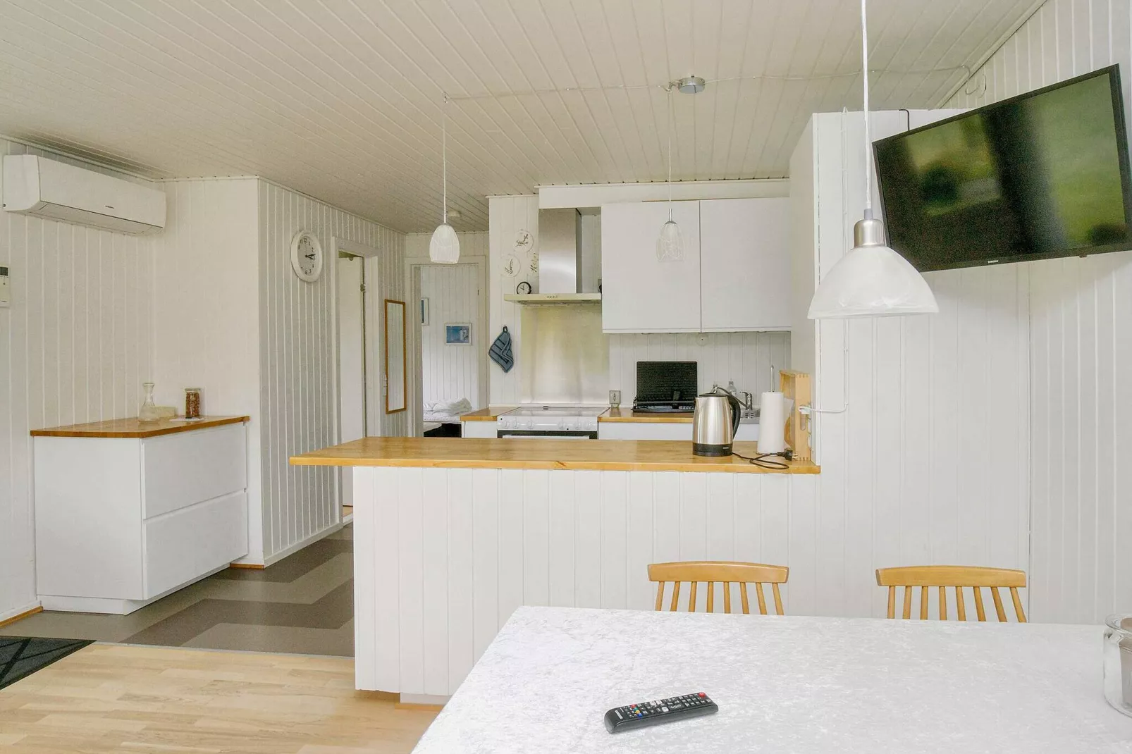 Charming Cottage by Beach - By Traum Ferienwohnungen-Indoor