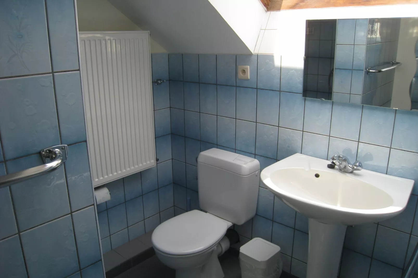 Les Orchydées 2-Bathroom