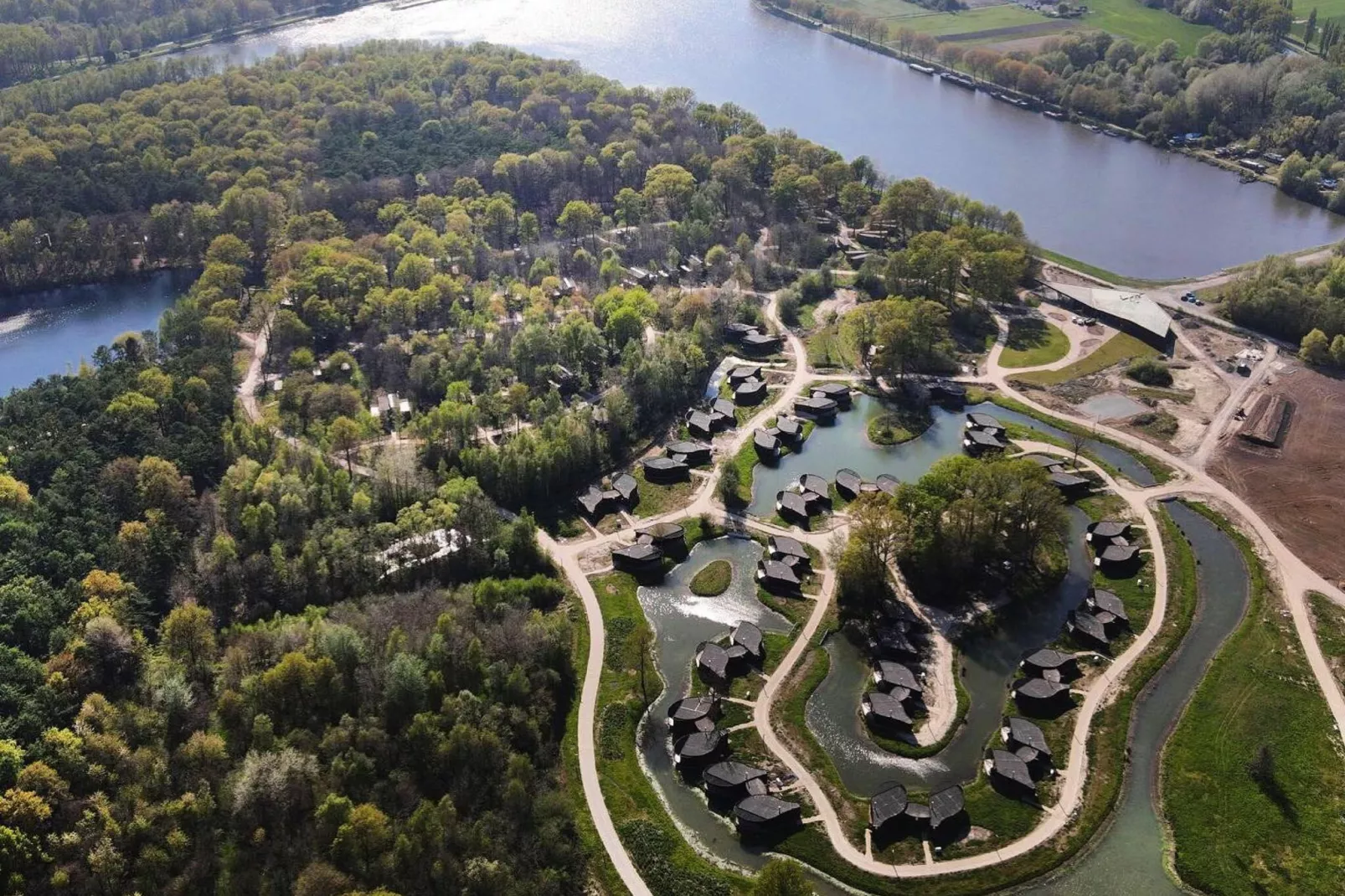 The Lodge by YourNature-Areas summer 1km