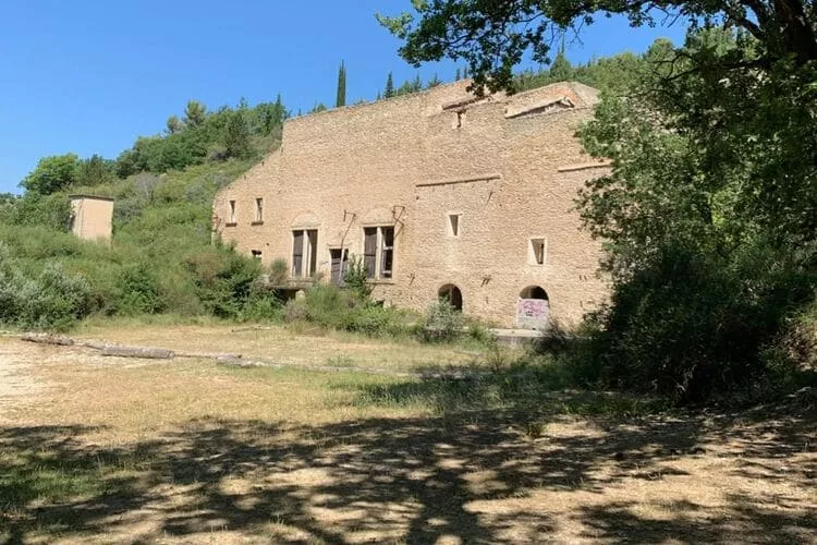 Villa Provatoux-Areas summer 1km
