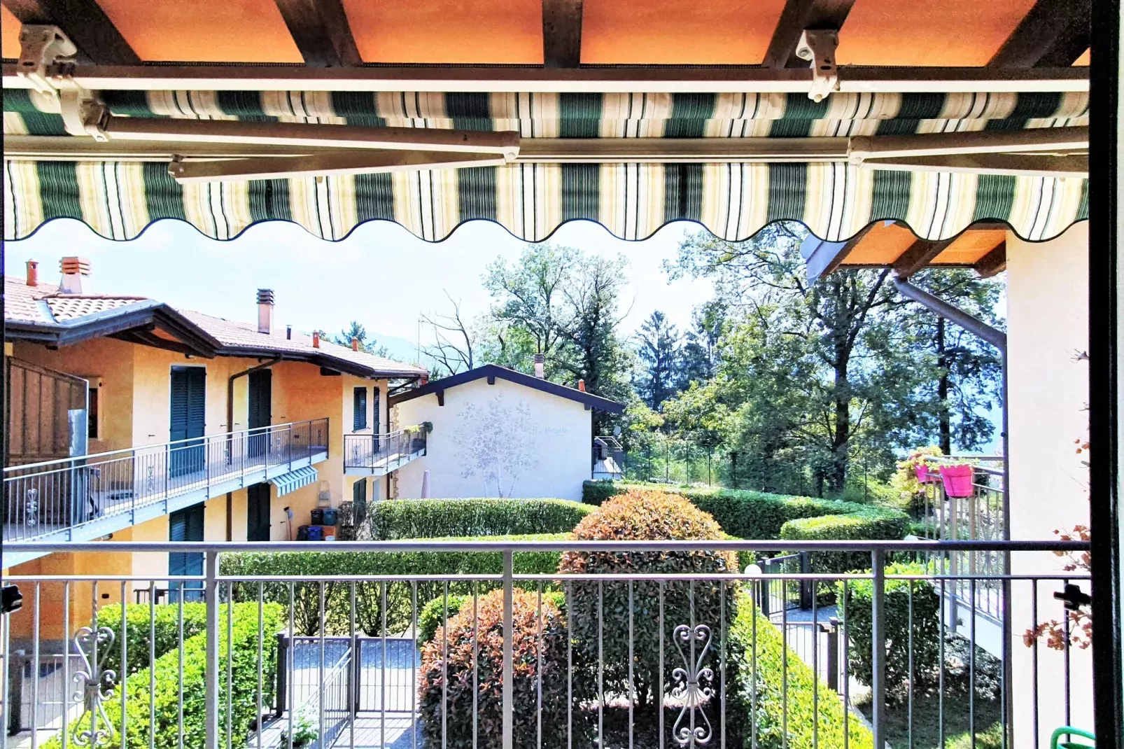 BET03/1 - Le Betulle-Balcon-terrasse