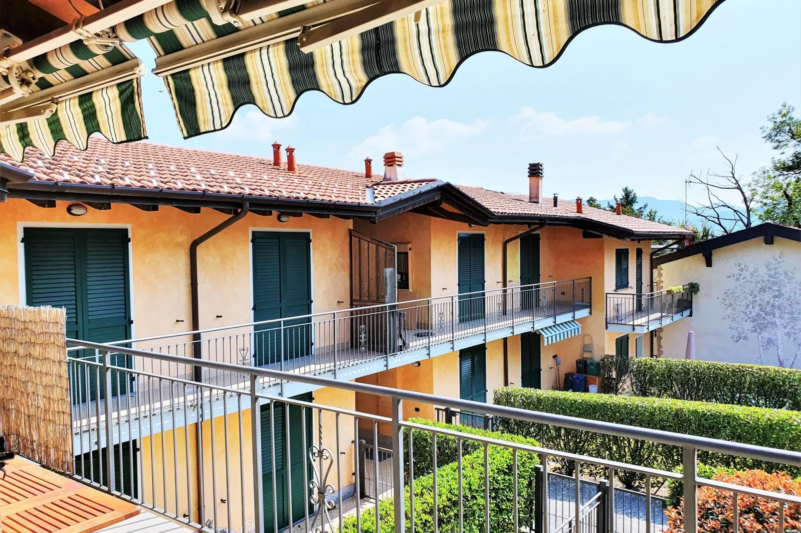 BET03/1 - Le Betulle-Balcon-terrasse