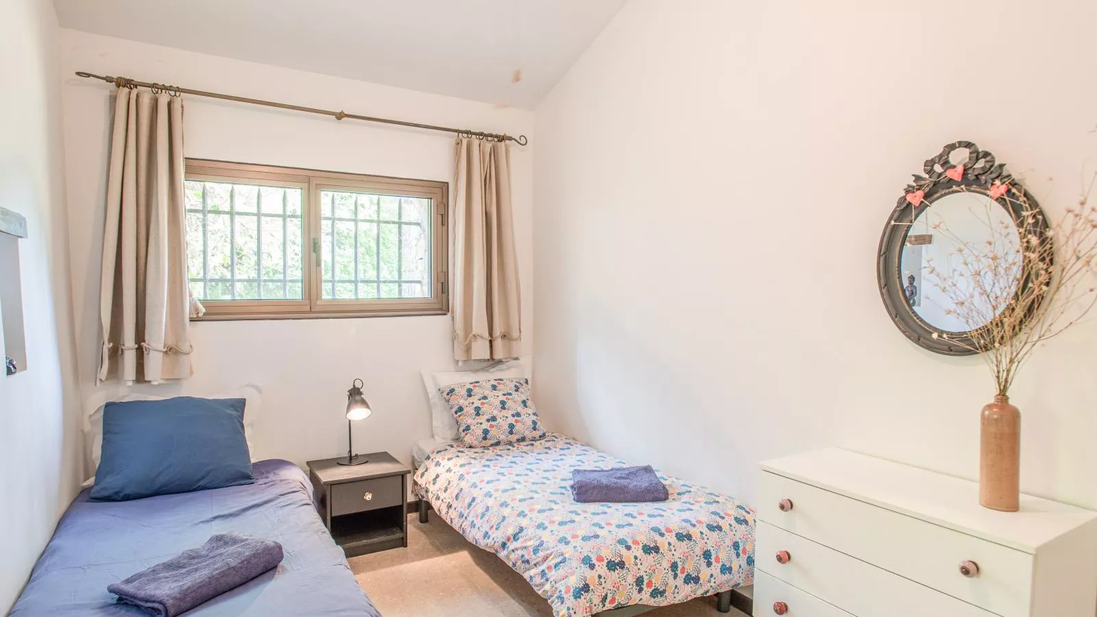 Little butterfly-Bedroom