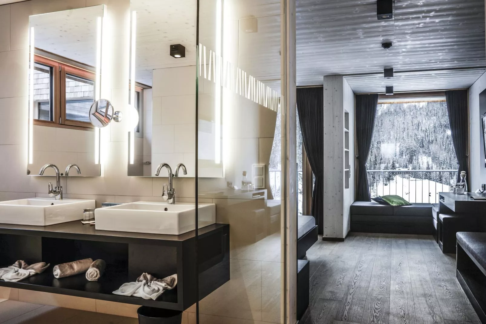 Gradonna Mountain Resort - Deluxe-Bathroom