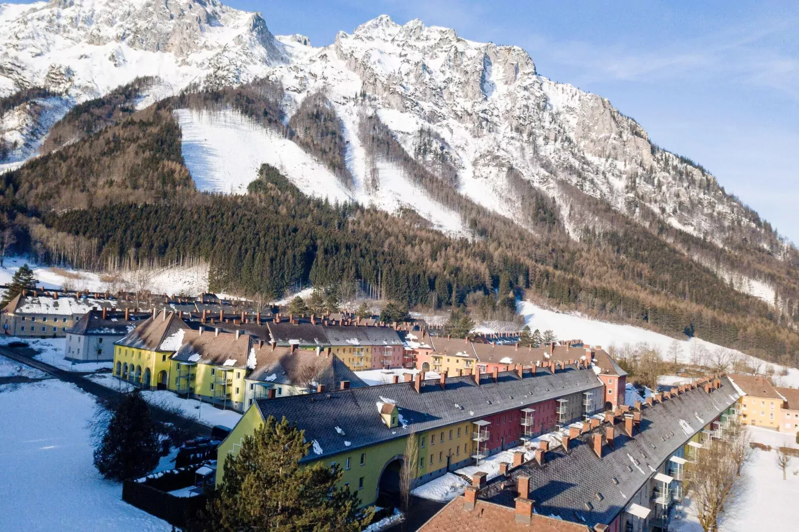 Erzberg Alpin Resort  4-Area winter 1km