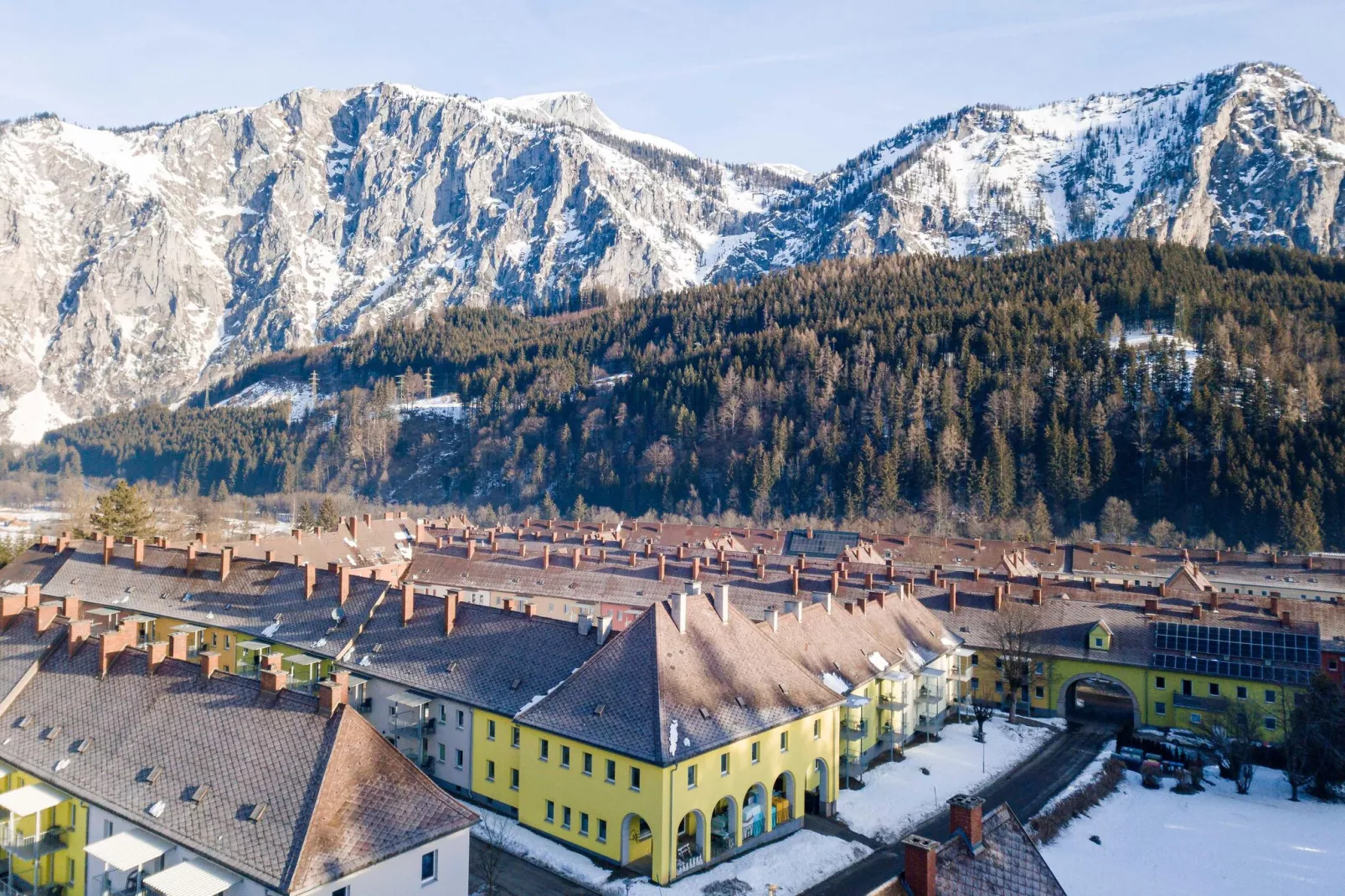 Erzberg Alpin Resort  4-Area winter 1km