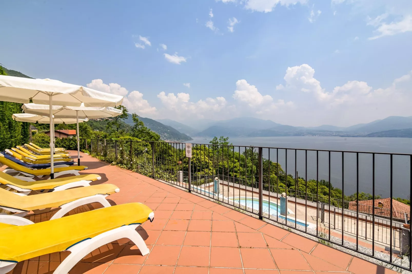 Terrazza Vista Lago-Terrace balcony