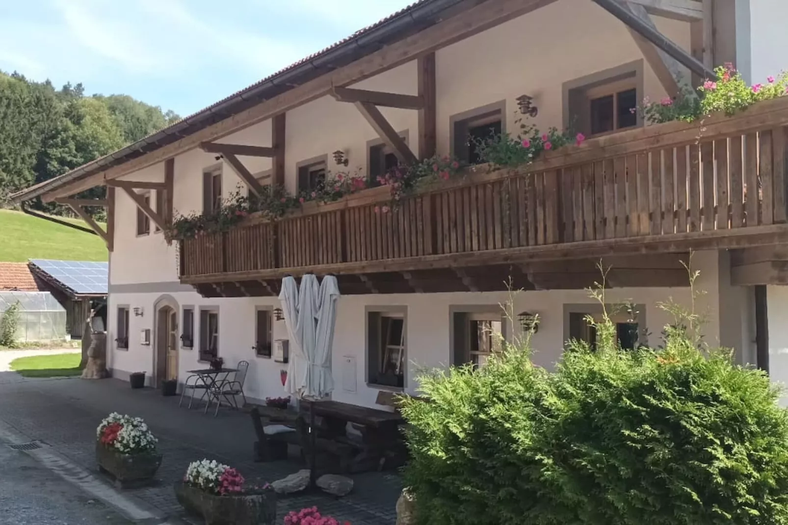 Ferienwohnung Holzfurtner-Gärten Sommer