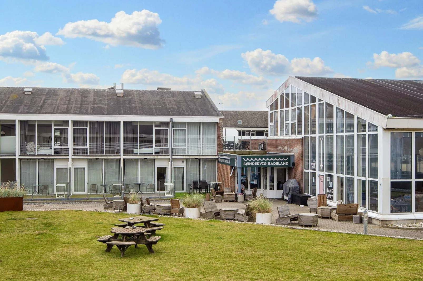 6 person holiday home in Ringkøbing-By Traum-View
