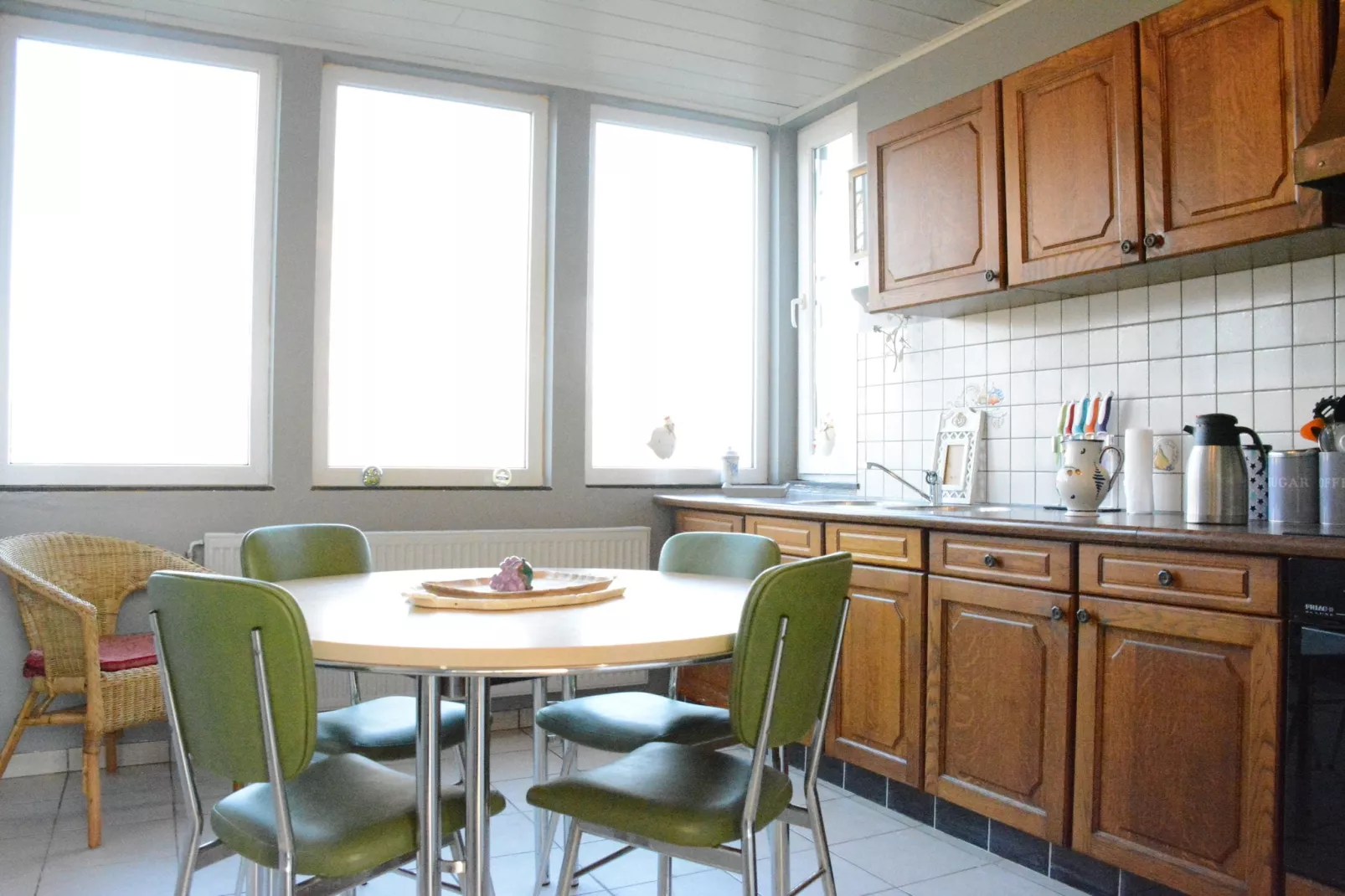 Au Pas Perdu-Kitchen