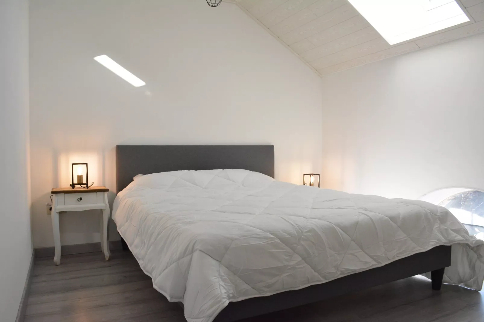 Au Pas Perdu-Bedroom