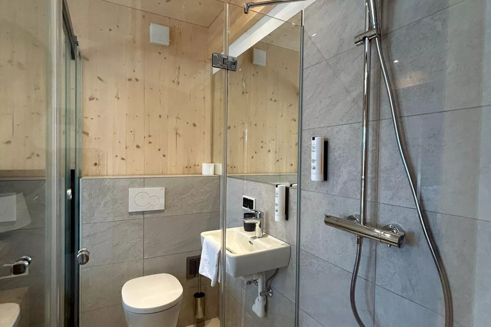 Naturchalets Turracher Höhe 11-Badezimmer