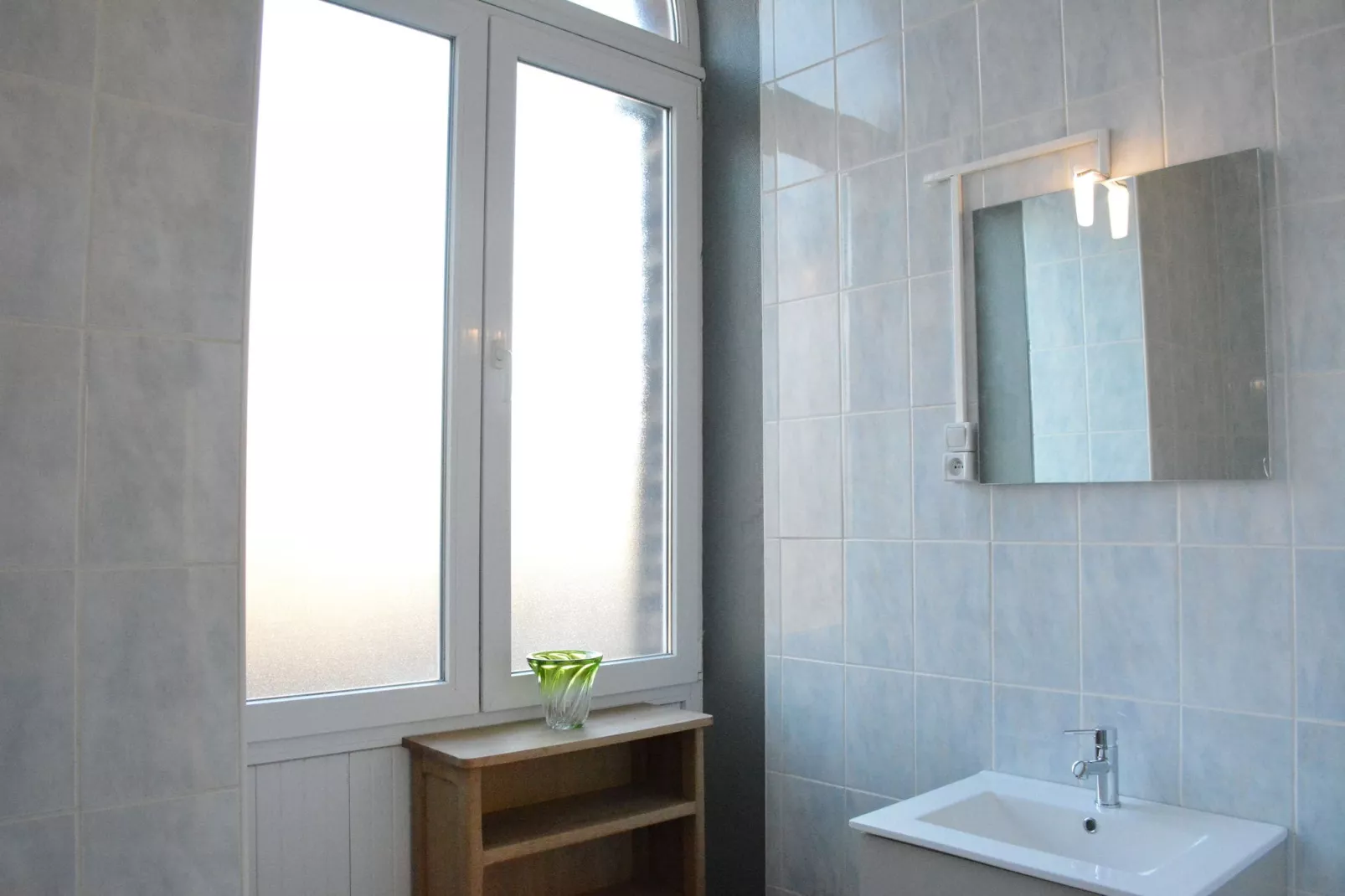 Au Pas Perdu-Bathroom
