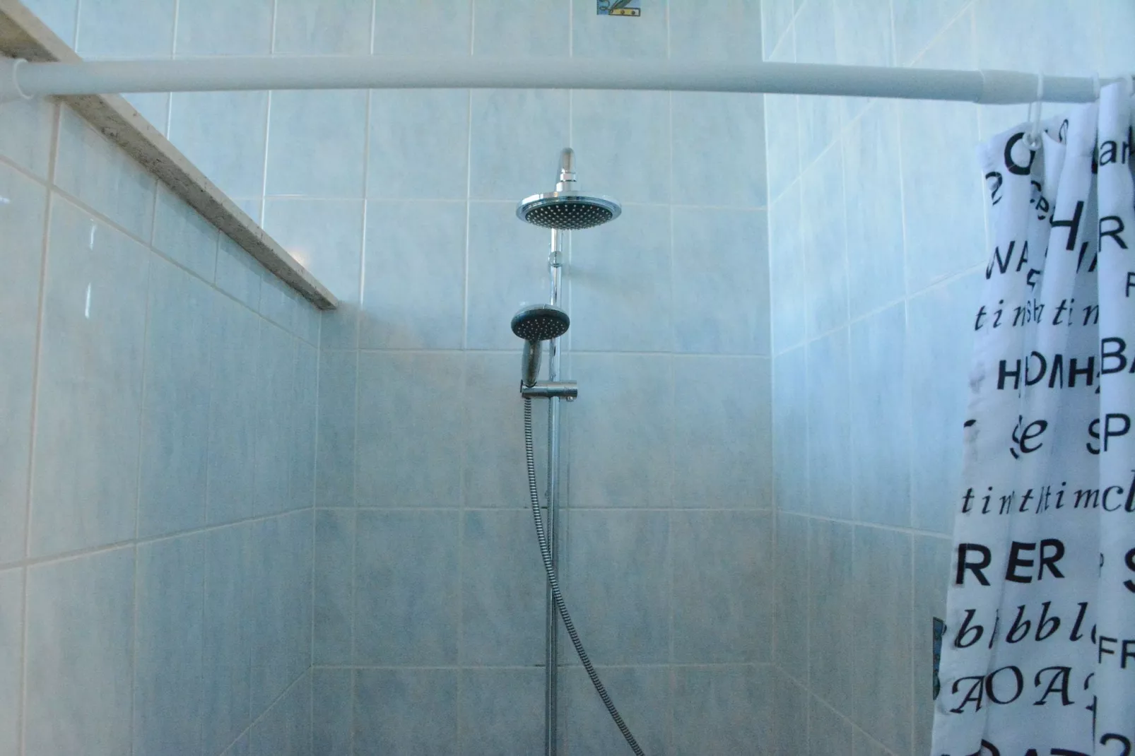 Au Pas Perdu-Bathroom