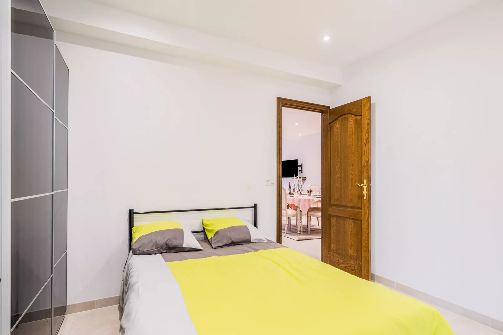 Le chausson-Bedroom