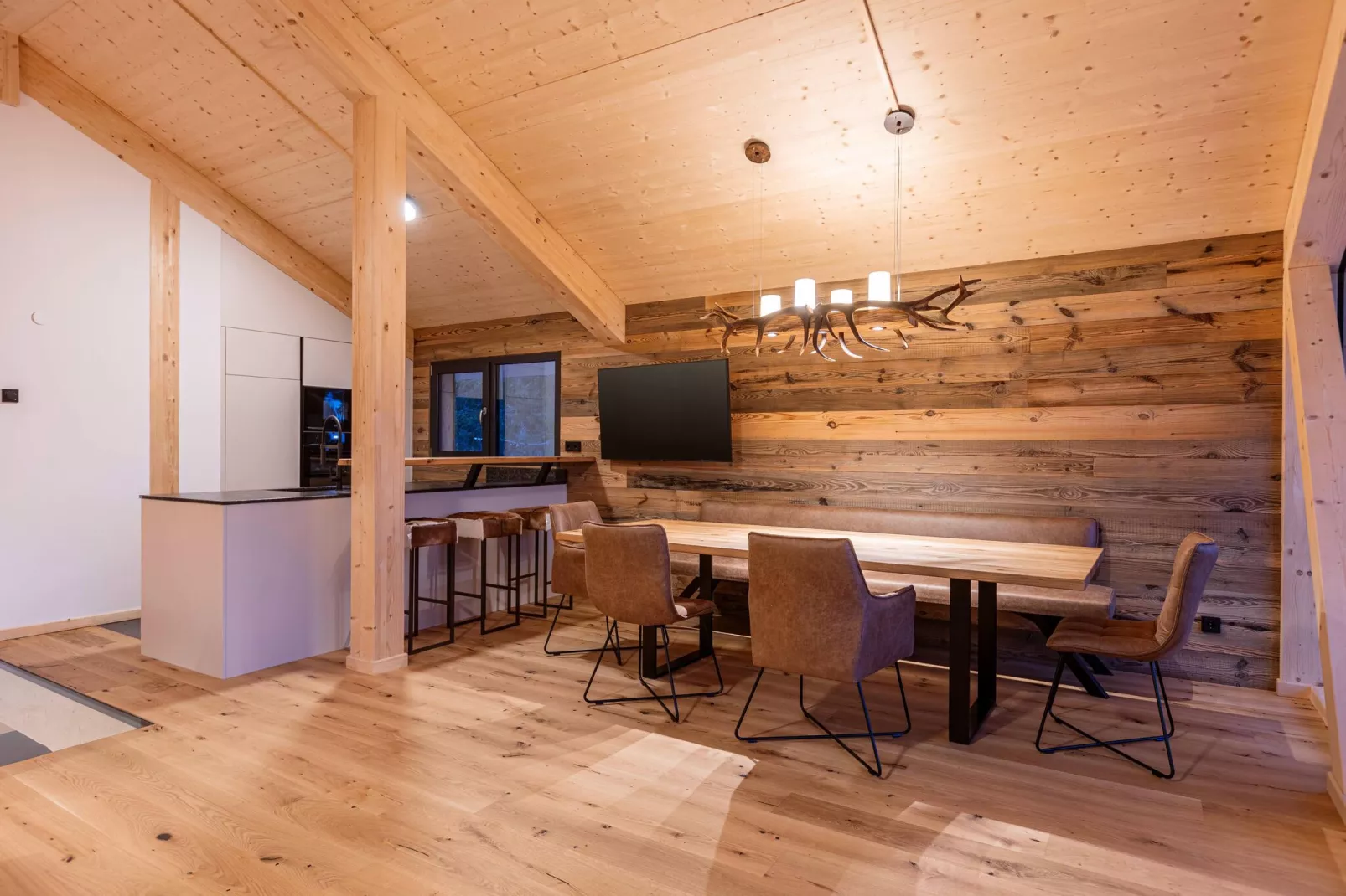 Naturchalets Turracher Höhe 42a-Dining room