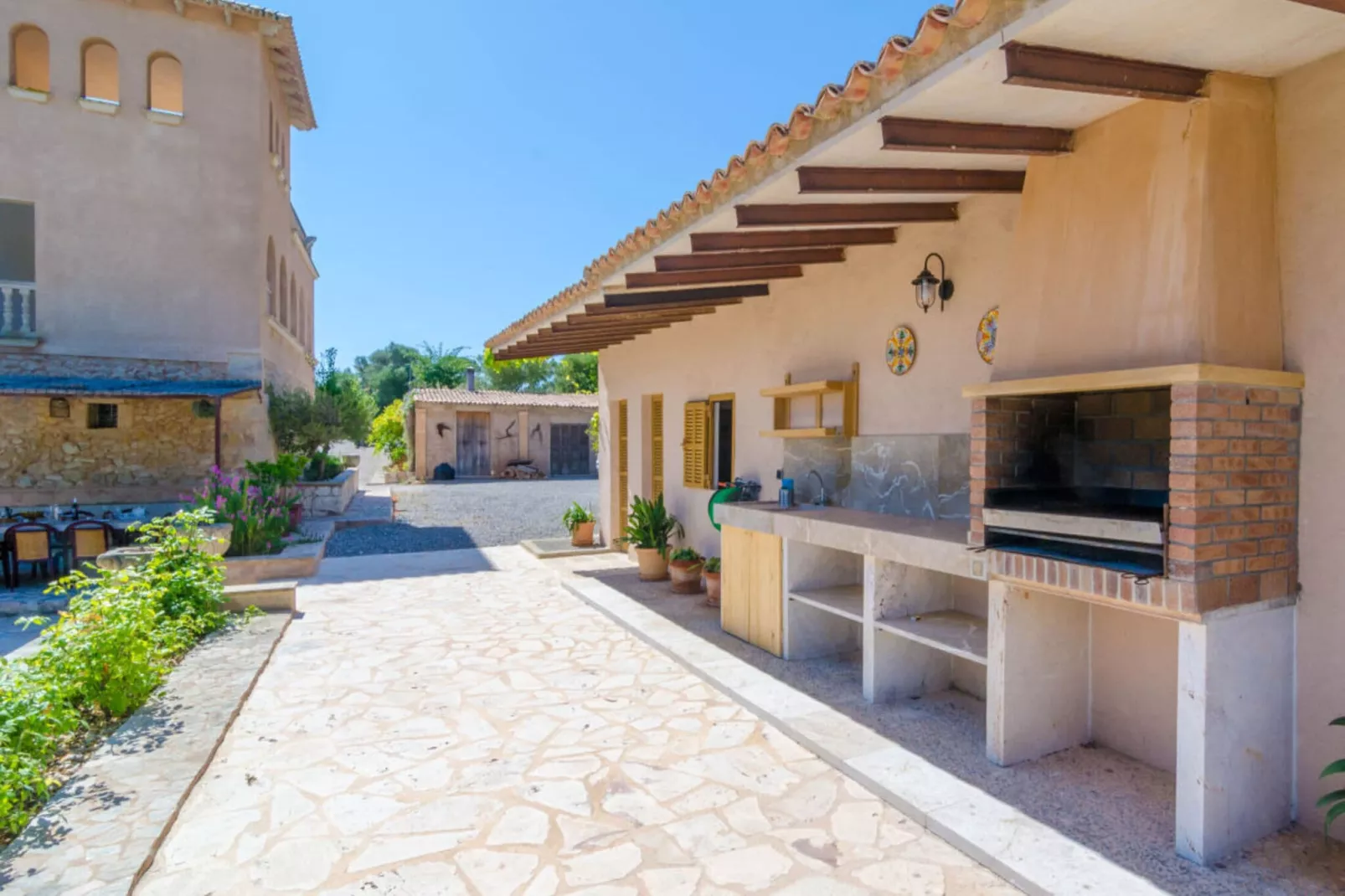 Son Colom-Terrace balcony