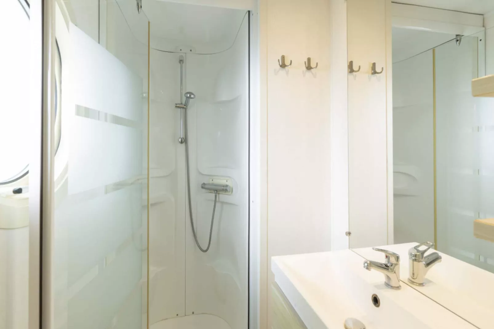 Camping del Mar MOBILE HOME 6P-Salle de bain