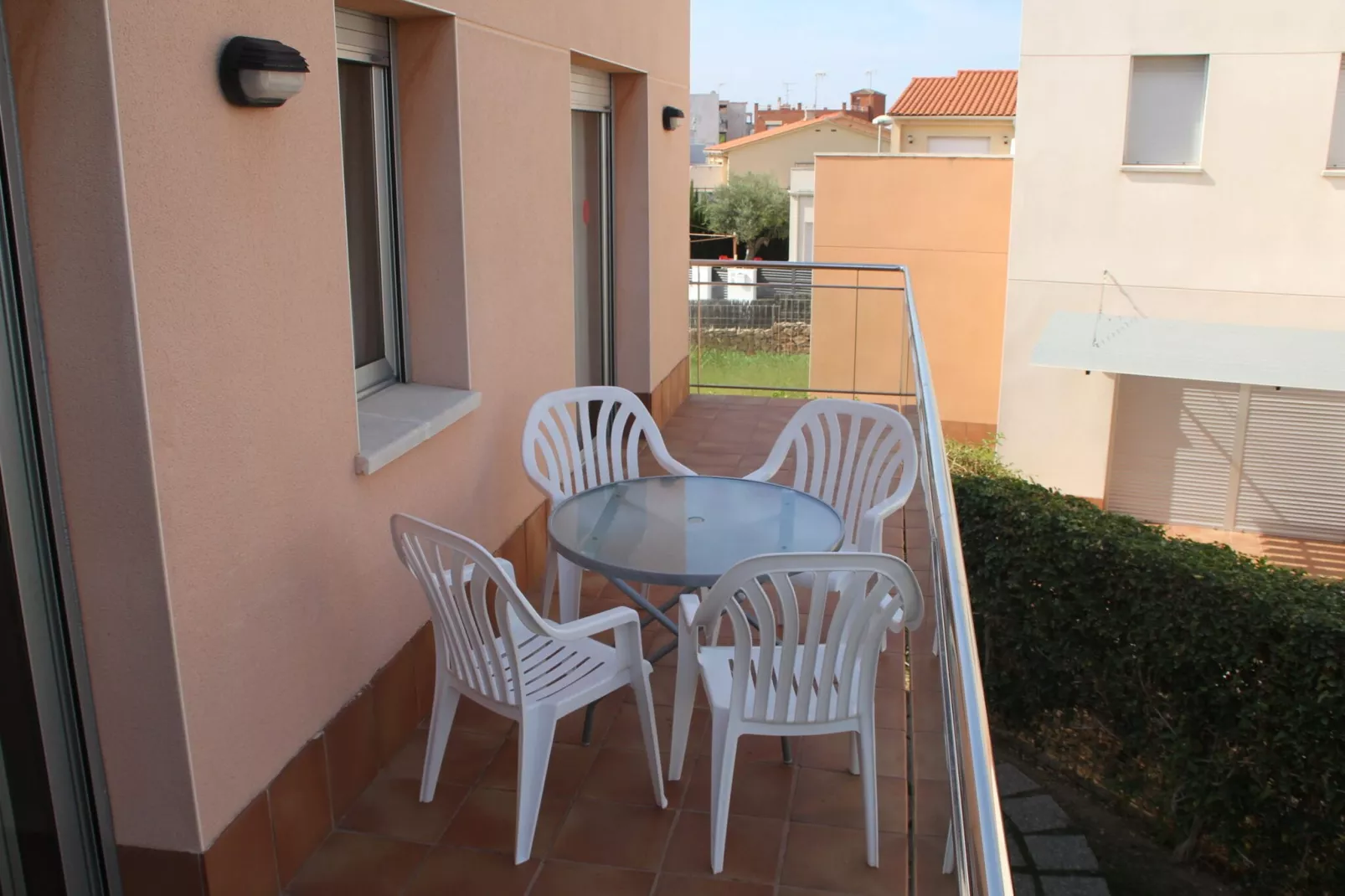 HOTUR 4P-Terrace balcony