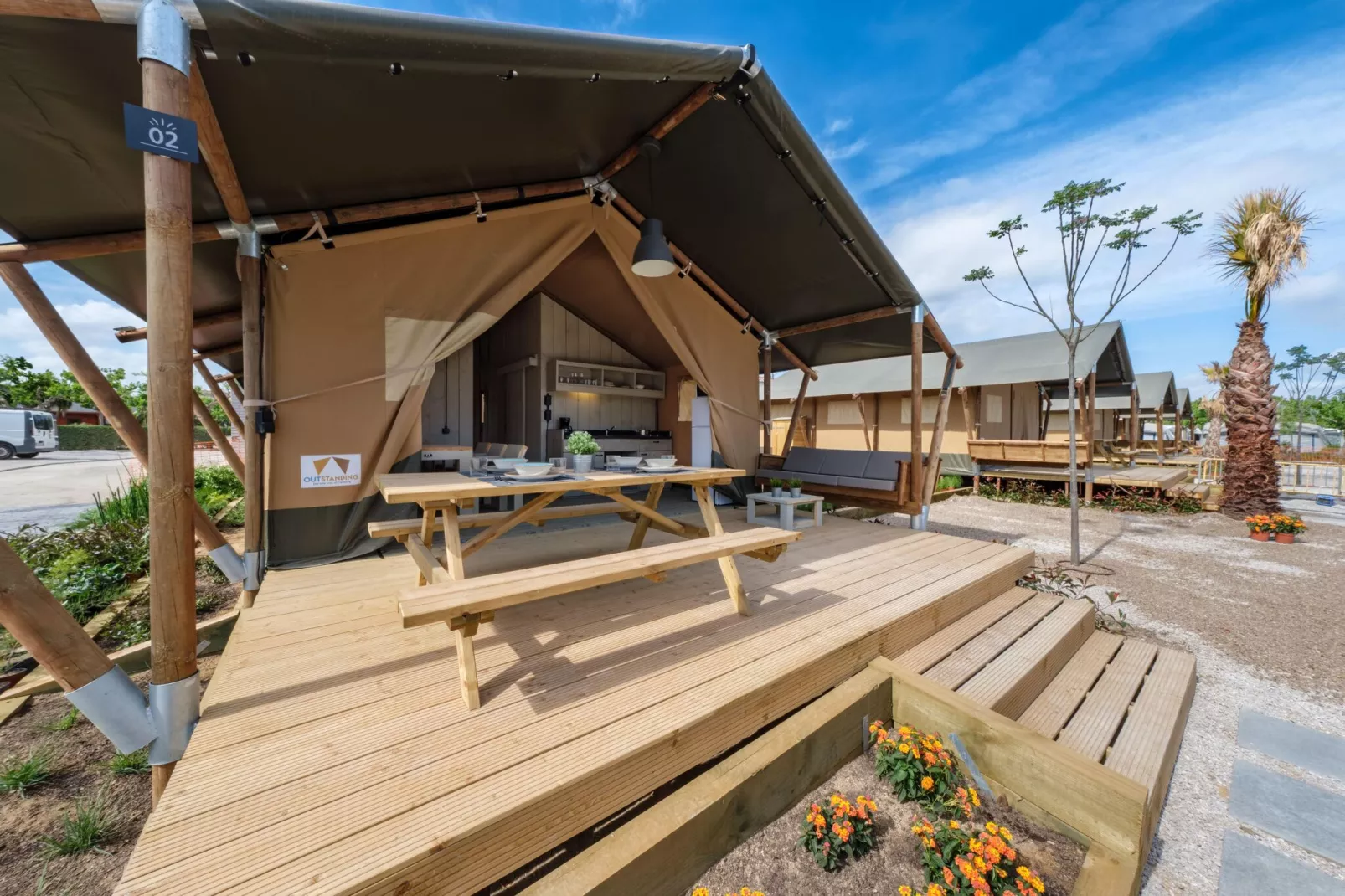 CAMPING ESTIVAL VENDRELL PLATJA TENT GRAND SAFARI GLAMPING-Exterior summer