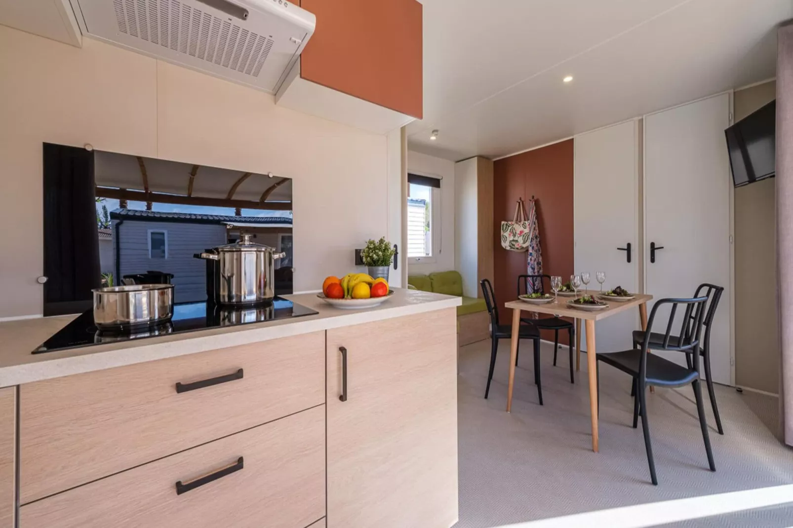 CAMPING ESTIVAL VENDRELL PLATJA Mobile home mediterranea 4 pax-Küche